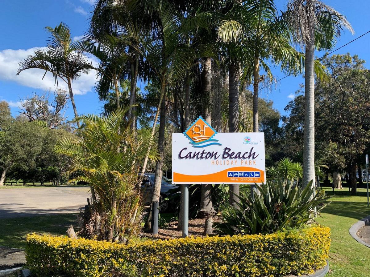 טוקלי Canton Beach Holiday Park מראה חיצוני תמונה
