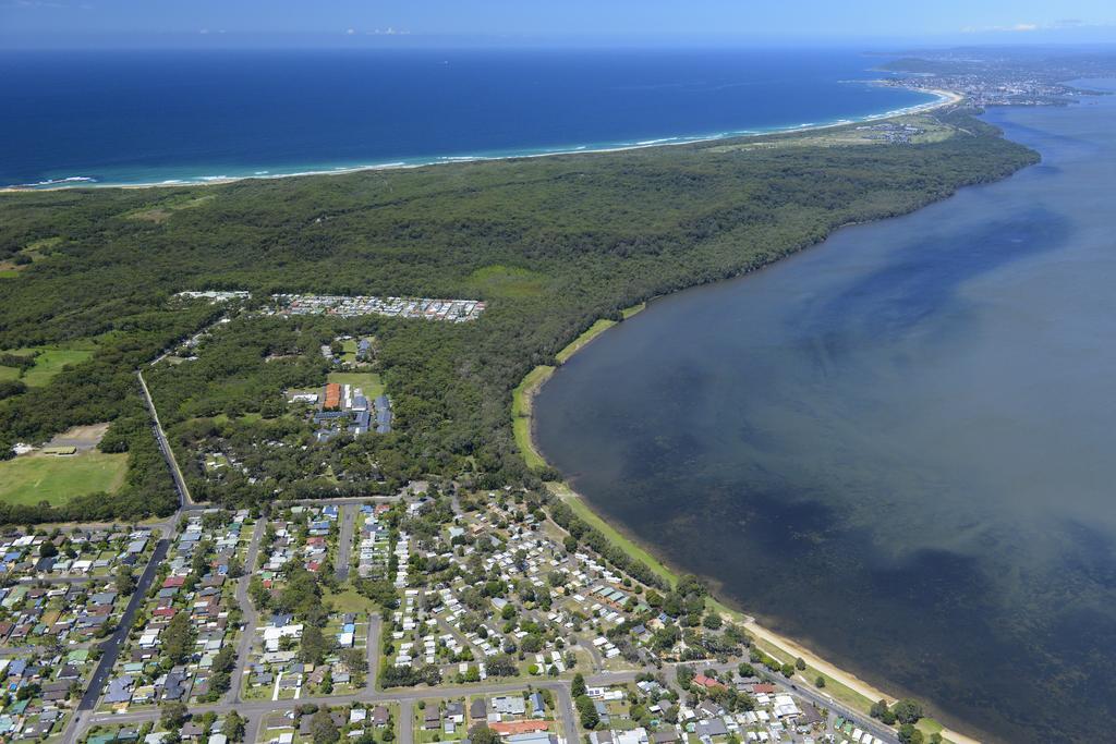 טוקלי Canton Beach Holiday Park מראה חיצוני תמונה