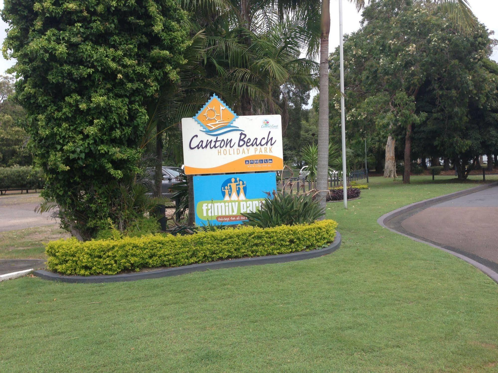 טוקלי Canton Beach Holiday Park מראה חיצוני תמונה